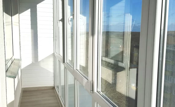 Комплексное панорамное остекление балкона